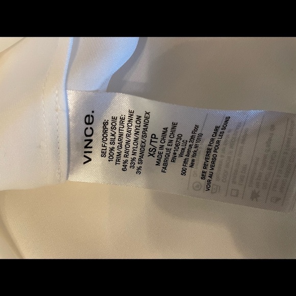 New - Vince 💯% silk top - Picture 5 of 10